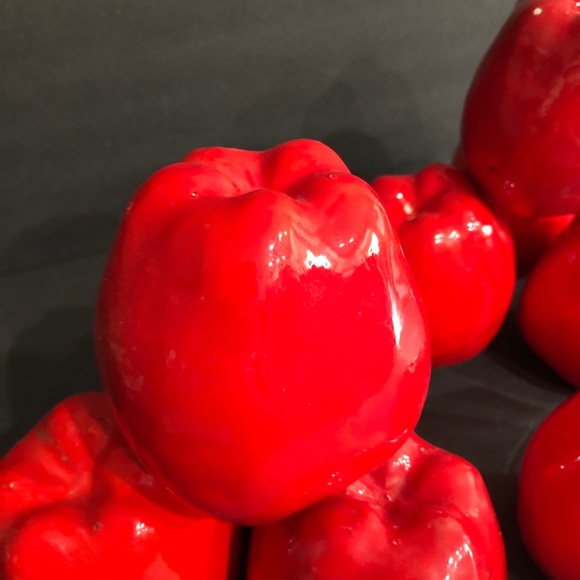 Apples Red Ceramic 3.5”. - Picture 3 of 6